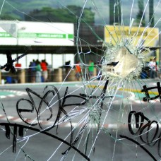PROTEC-4C | FILM TRANSPARENT DE SÉCURITÉ ET ANTI-GRAFFITIS - IDÉAL POUR POSE INTÉRIEURE